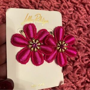 New Lilly Pulitzer Flower earrings